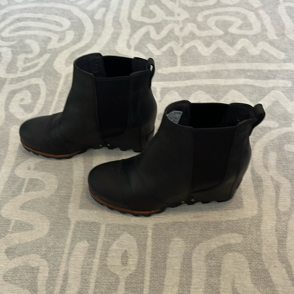 Sorel Women’s Leather Wedge boot